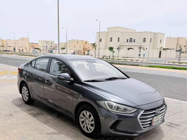 Photo of 2018 Hyundai Elantra