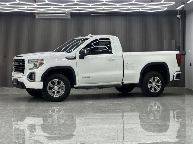 Photo of 2020 GMC Sierra 1500 AT4