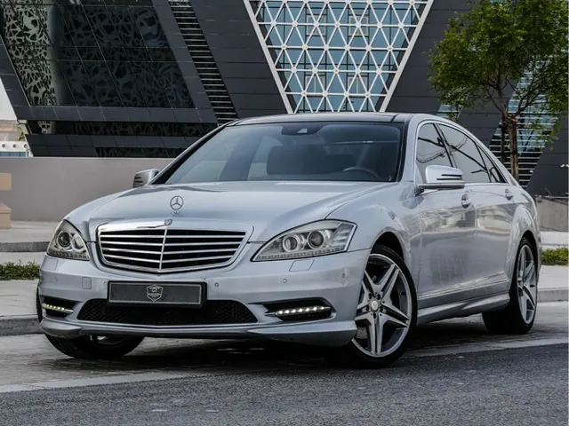صورة 2013 مرسيدس-بنز S 350