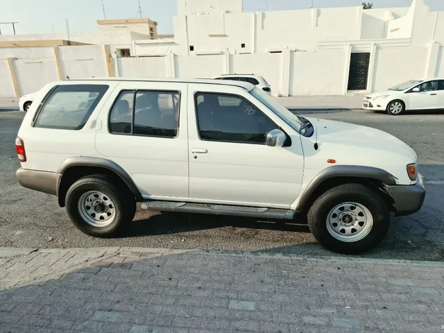 Photo of 2004 Nissan Pathfinder