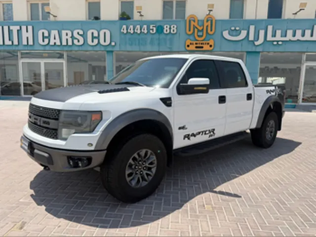صورة 2013 فورد F-150 SVT رابتر