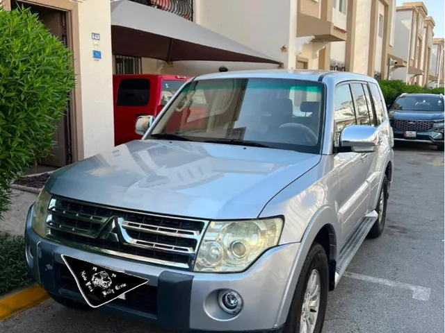 Photo of 2010 Mitsubishi Pajero 3.5