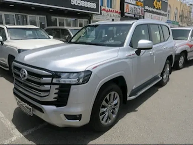 Photo of 2024 Toyota Land Cruiser GXR