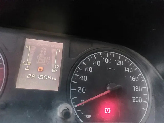 صورة 2016 نيسان أورفان NV350