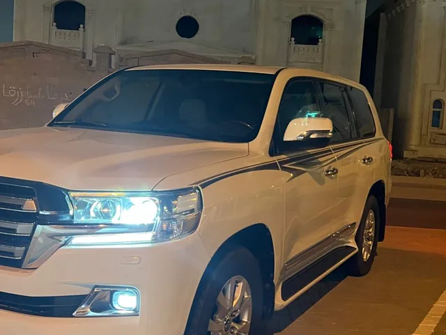 Photo of 2018 Toyota Land Cruiser GXR