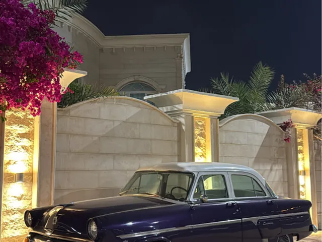 Photo of 1954 Ford Customline