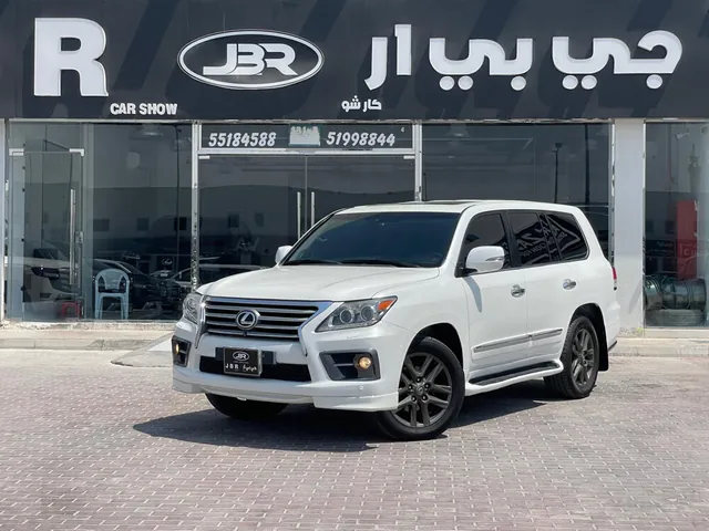 Photo of 2015 Lexus LX 570