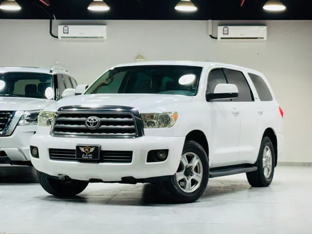 Photo of 2013 Toyota Sequoia