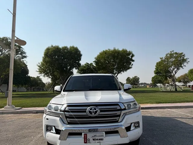Photo of 2016 Toyota Land Cruiser GXR Limited