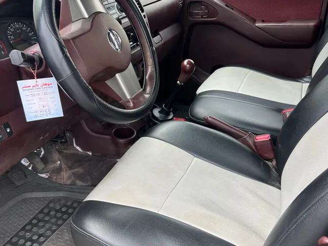 Photo of 2010 Nissan Navara