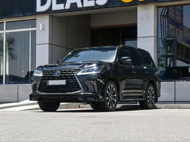 Photo of 2021 Lexus LX 570 Black Edition
