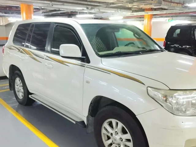 Photo of 2009 Toyota Land Cruiser GX