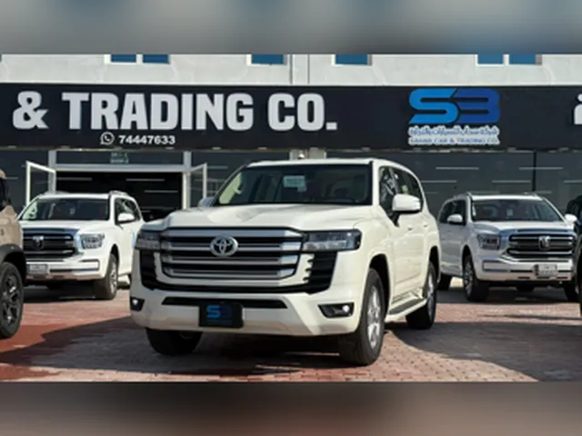 Photo of 2026 Toyota Land Cruiser GXR