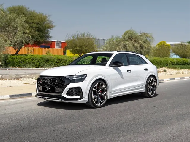 Photo of 2023 Audi RS Q8