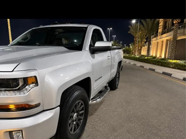 صورة 2018 شيفروليه سيلفرادو LTZ