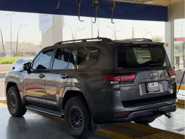 Photo of 2024 Toyota Land Cruiser GXR