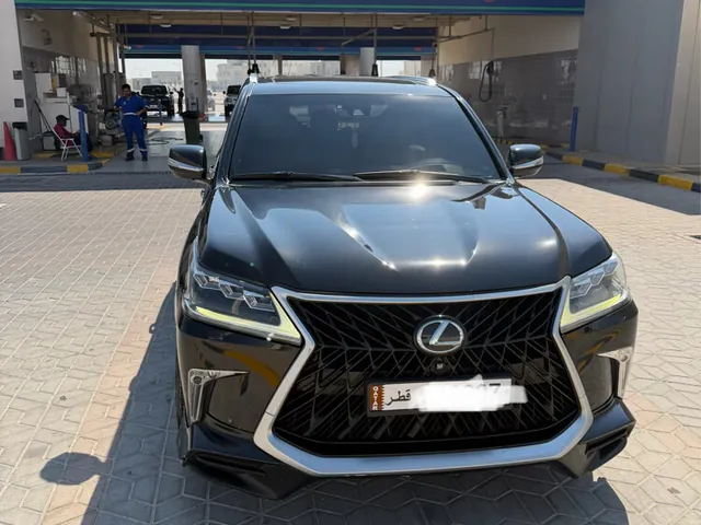 صورة 2017 لكزس LX 570 S