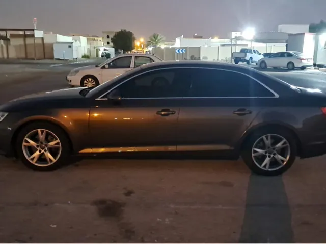 صورة 2016 أودي A4 1.8T