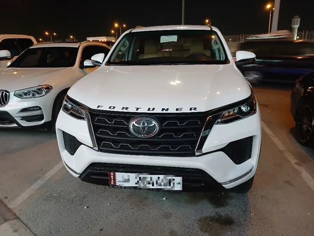 Photo of 2025 Toyota Fortuner SR5