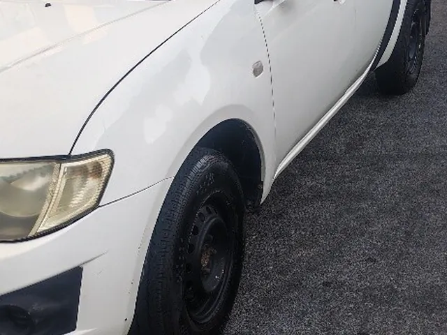 Photo of 2011 Mitsubishi L200