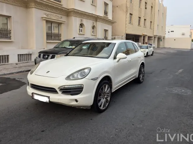 Photo of 2011 Porsche Cayenne S