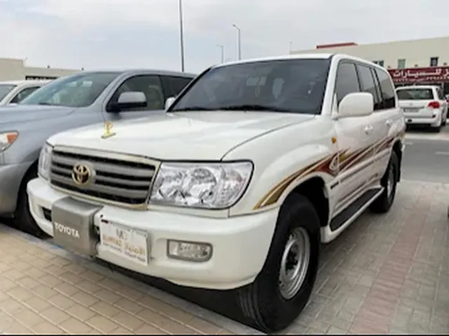 صورة 2006 تويوتا لاند كروزر GX