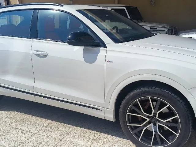 Photo of 2019 Audi Q8 S-Line