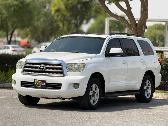 Photo of 2016 Toyota Sequoia