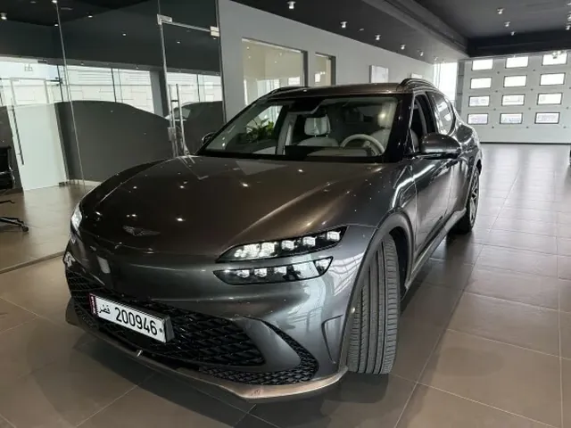Photo of 2023 Genesis GV70