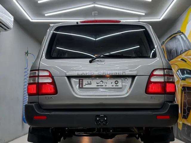 Photo of 2004 Toyota Land Cruiser GX