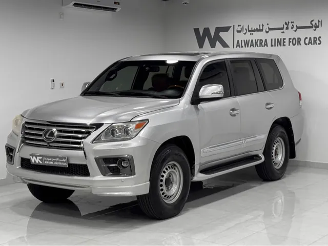 Photo of 2014 Lexus LX 570