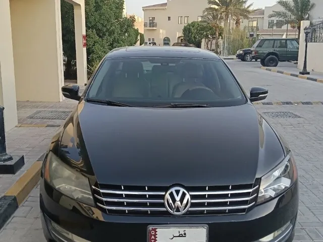 Photo of 2012 Volkswagen Passat SEL