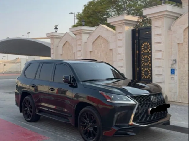 Photo of 2020 Lexus LX 570 Black Edition