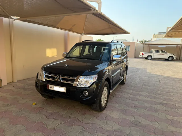 Photo of 2013 Mitsubishi Pajero GLS