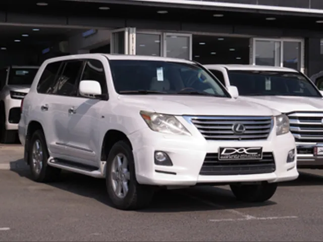 Photo of 2009 Lexus LX 570