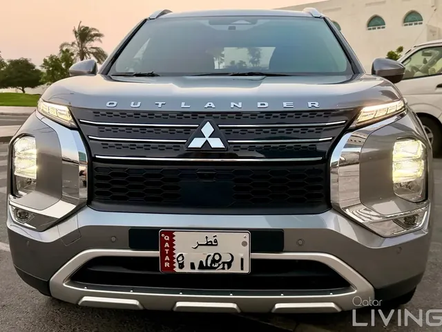 صورة 2024 ميتسوبيشي أوتلاندر