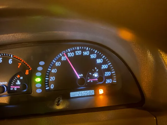 Photo of 2004 Toyota Camry GLE