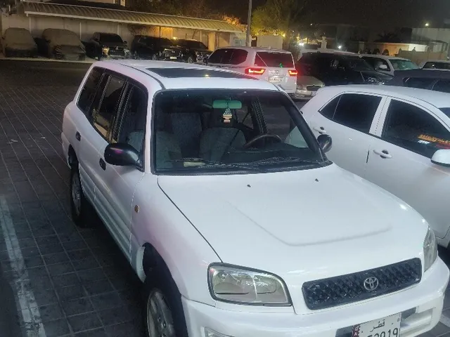 Photo of 1998 Toyota RAV4
