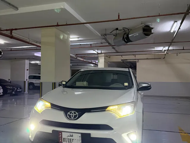 صورة 2018 تويوتا RAV4