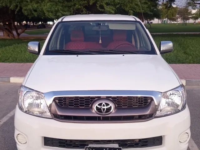 Photo of 2010 Toyota Hilux
