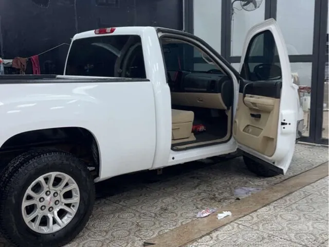 Photo of 2009 GMC Sierra 3500 HD
