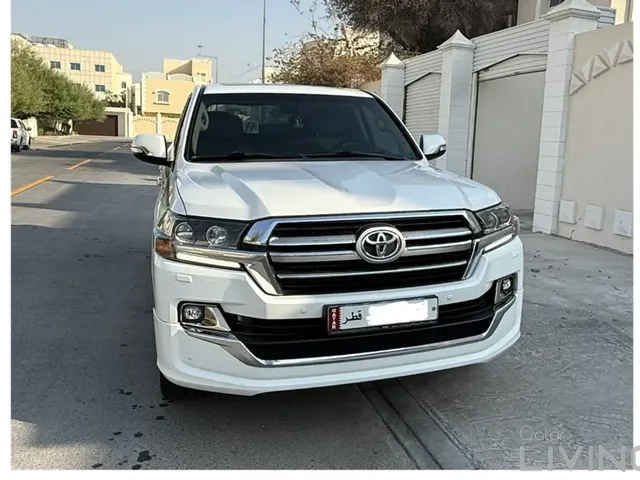 Photo of 2019 Toyota Land Cruiser GXR