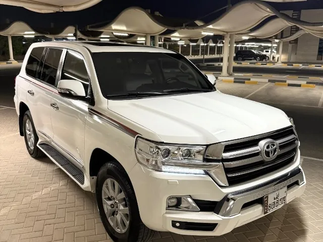 Photo of 2019 Toyota Land Cruiser GXR TRD