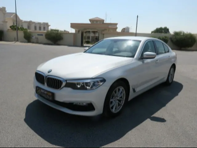 صورة 2018 بي إم دبليو الفئة الخامسة 520i