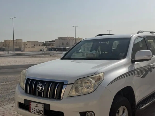 صورة 2012 تويوتا لاند كروزر برادو TXL