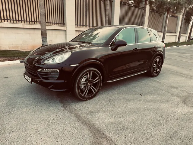Photo of 2012 Porsche Cayenne S