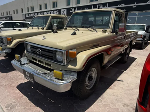 صورة 1997 تويوتا لاند كروزر LX