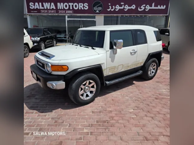 صورة 2020 تويوتا اف جي كروزر