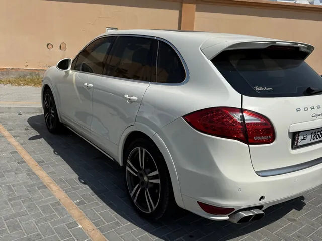 صورة 2012 بورش كايين S