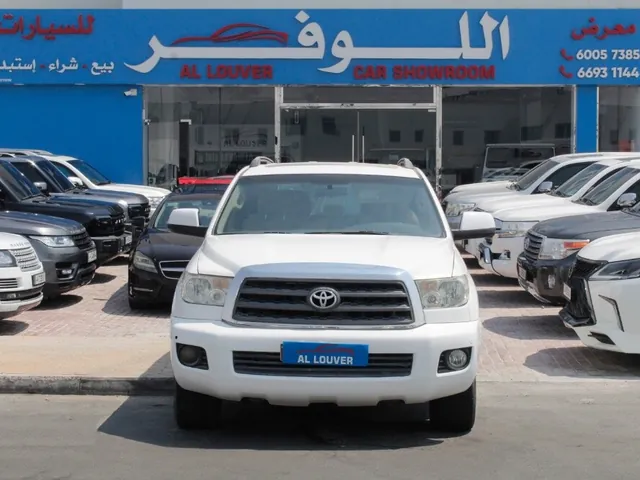 صورة 2014 تويوتا سيكويا